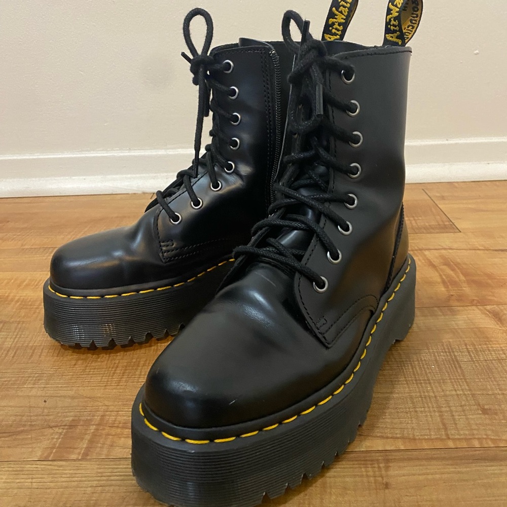 Dr. Marten’s Jadon Platform Boots - Smooth Leather